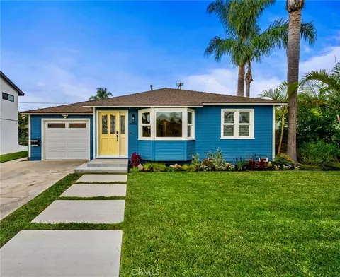 2038 San Vicente Ave, Long Beach, CA 90815