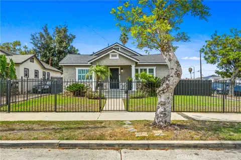 11701 Denver Ave, Los Angeles, CA 90044