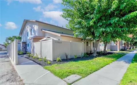13548 Village Dr #34, Cerritos, CA 90703