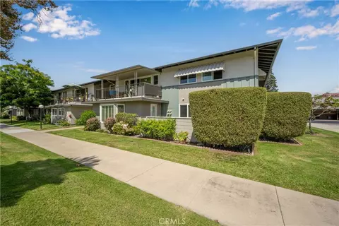 1920 Mckinney Way #17A, Seal Beach, CA 90740