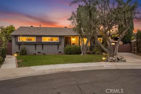 713 N Poplar Pl, Anaheim, CA 92805