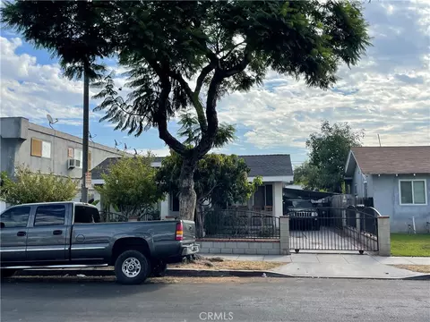 2366 Linden Ave, Long Beach, CA 90806