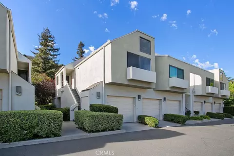 5744 E Creekside Ave #15, Orange, CA 92869