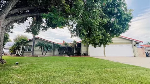 7237 Piute Creek Dr, Corona, CA 92881