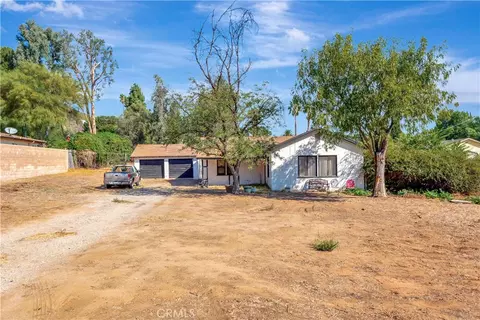 12043 Knoefler Dr, Riverside, CA 92505