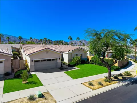 60165 Desert Rose Dr, La Quinta, CA 92253