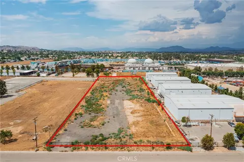 24 Malbert, Perris, CA 92570