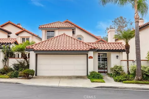5720 Madrid Ln, Long Beach, CA 90814