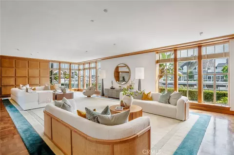 15 The Colonnade, Long Beach, CA 90803