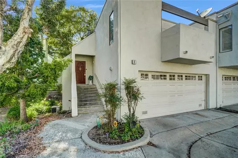166 N Singingwood St #3, Orange, CA 92869