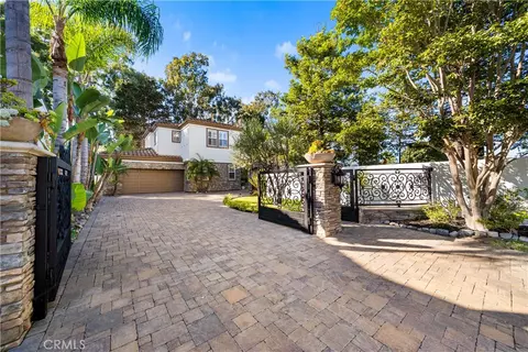 19731 Estate Cir, Huntington Beach, CA 92648