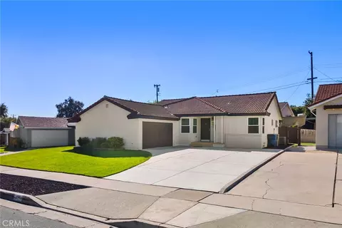 401 Granada Dr, La Habra, CA 90631