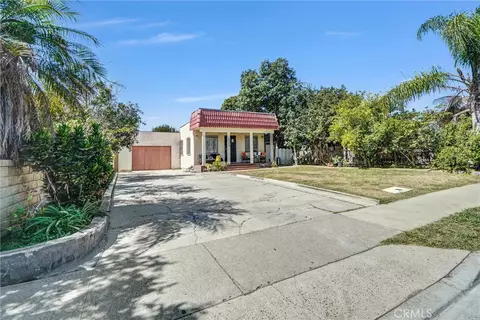 2118 Hickory St, Santa Ana, CA 92707