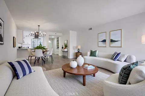 4682 Warner #B102, Huntington Beach, CA 92649