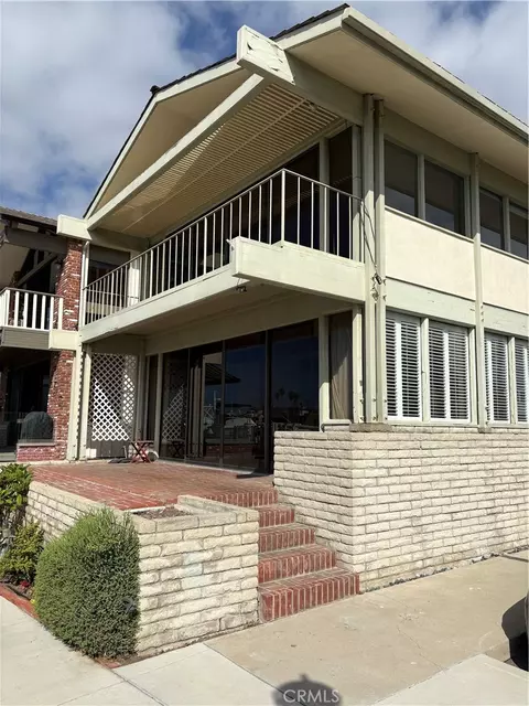 5627 E Corso Di Napoli E, Long Beach, CA 90803