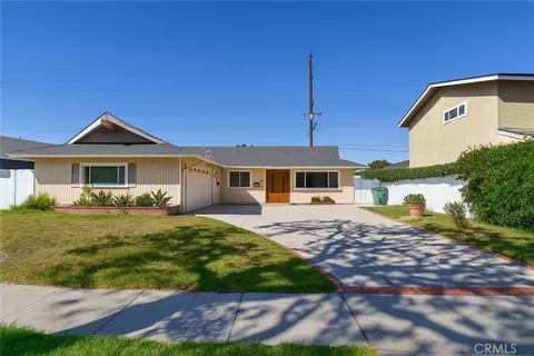 6631 Walton, Huntington Beach, CA 92647