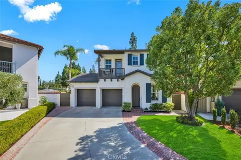 2557 Tea Leaf Ln, Tustin, CA 92782