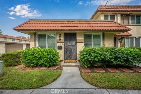 2697 W Parkside Ln, Anaheim, CA 92801