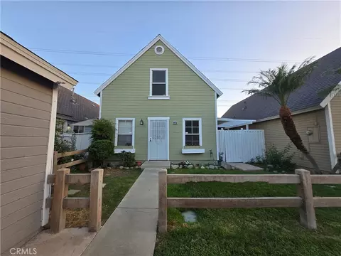 14515 Woodland Dr #10, Fontana, CA 92337