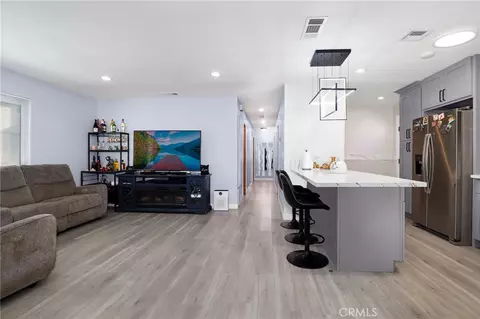 937 S Gage, Los Angeles, CA 90023