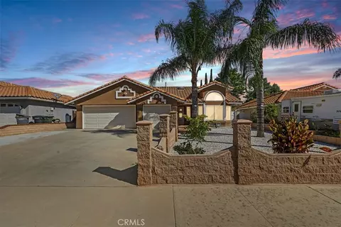 29060 Palm View St, Lake Elsinore, CA 92530