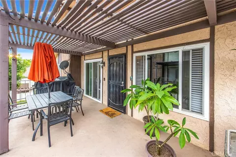 2117 Jacaranda Ct, San Bernardino, CA 92404
