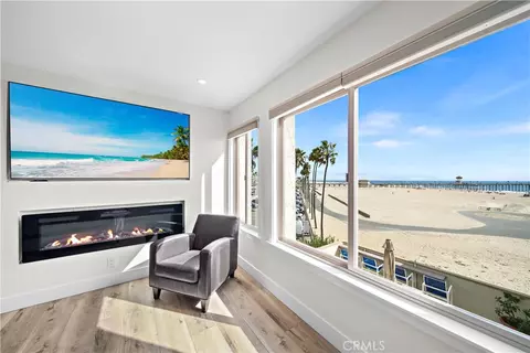 711 Pacific Coast #330, Huntington Beach, CA 92648