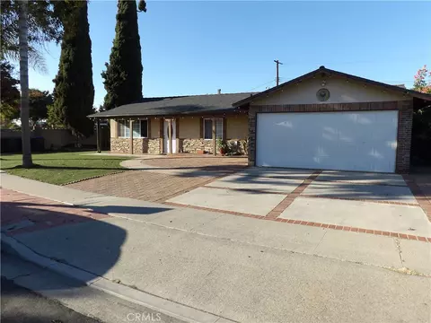 4213 Fay Cir, Santa Ana, CA 92703