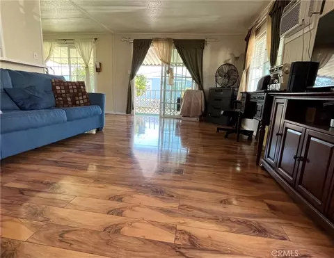 16707 Garfield Ave #1806, Paramount, CA 90723 photo 3