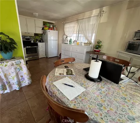 16707 Garfield Ave #1806, Paramount, CA 90723 photo 5