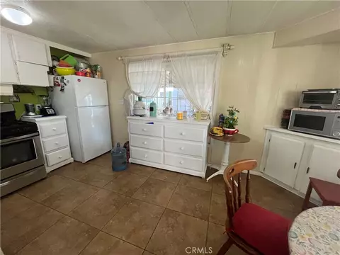 16707 Garfield Ave #1806, Paramount, CA 90723 photo 6