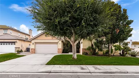 5780 Redhaven St, Eastvale, CA 92880