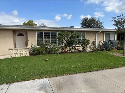 1441 Homewood Rd M5-96d, Seal Beach, CA 90740