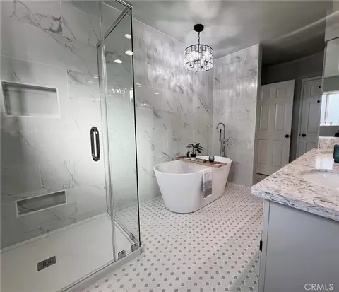 520 W 37th St, Long Beach, CA 90806