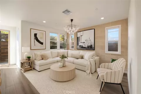 2323 Apple, Upland, CA 91786