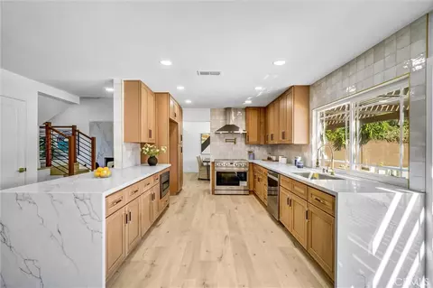 10424 Santa Rita St, Cypress, CA 90630