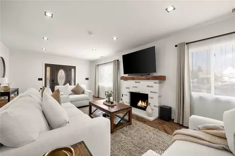 2930 Live Oak, Huntington Park, CA 90255