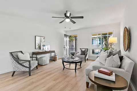 660 S Glassell St #80, Orange, CA 92866