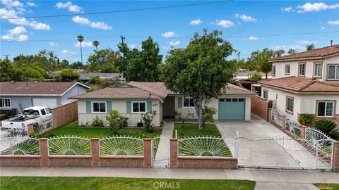 2014 S Poplar, Santa Ana, CA 92704