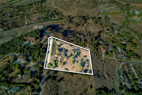 6542 Indian Trail Way, Fallbrook, CA 92028 photo 2