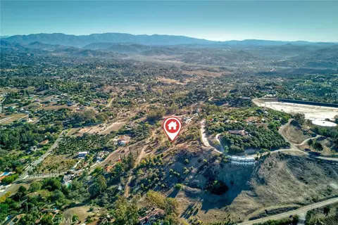 6542 Indian Trail Way, Fallbrook, CA 92028 photo 3