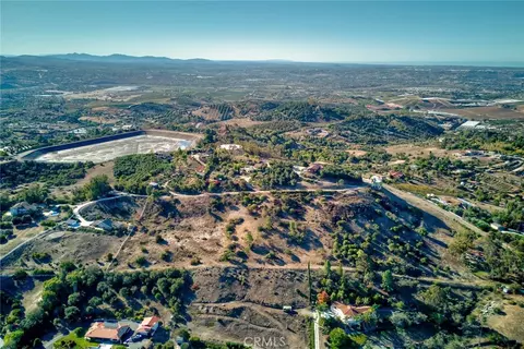 6542 Indian Trail Way, Fallbrook, CA 92028 photo 9