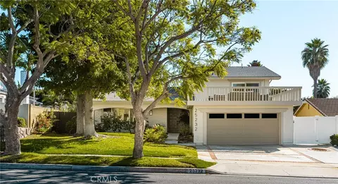 25232 Earhart, Laguna Hills, CA 92653