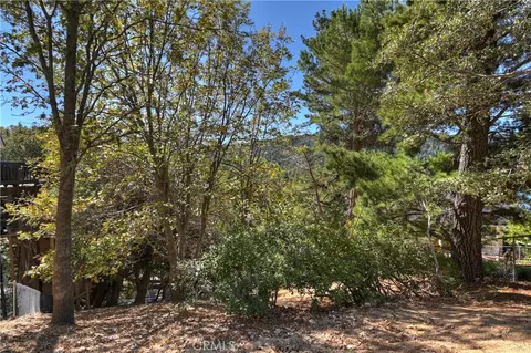 428 Delle Dr, Crestline, CA 92325 photo 13