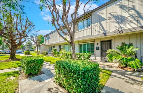8833 Brookdale Dr, Garden Grove, CA 92844
