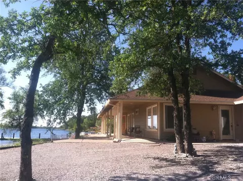 19988 Paso Robles, Redding, CA 96003