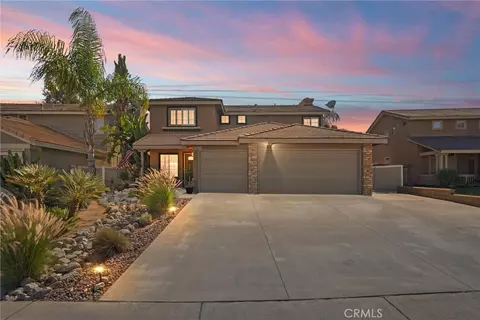 27460 Eagles Nest Dr, Corona, CA 92883
