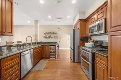 6093 E Brighton, Anaheim, CA 92807