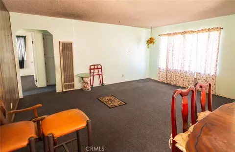 814 W Maple St, Compton, CA 90220 photo 6