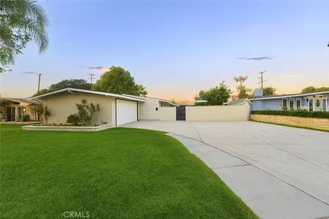 9881 Aldgate Ave, Garden Grove, CA 92841